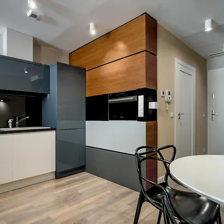 アパート Rentplanet - Ovo